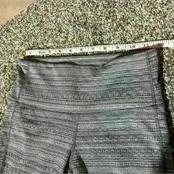 Athleta Gray Texture Tight Leggings Womens XS Stripe Yoga Stretch Athletic - Picture 4 of 10